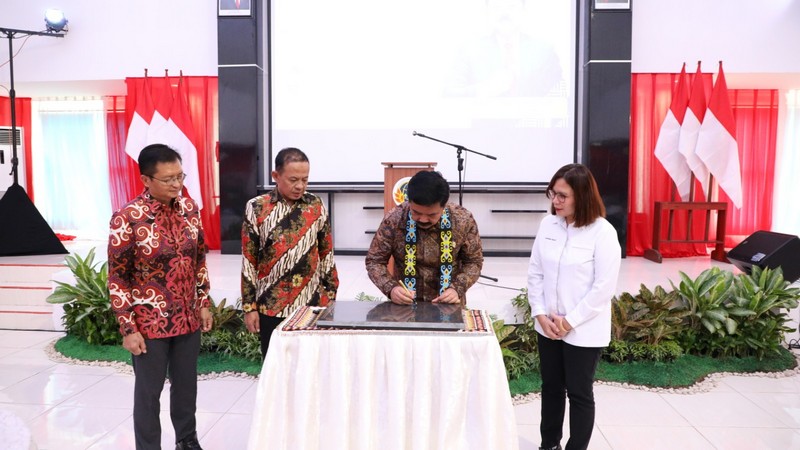 Resmikan Kantah Kabupaten Kutai Kartanegara, Menteri ATR/Kepala BPN Minta Jajaran Mantapkan Profesionalitas
