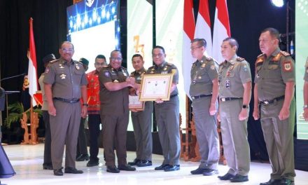 Wamendagri Apresiasi Satpol PP dan Satlinmas atas Kiprahnya Bantu Pengendalian Pandemi Covid-19
