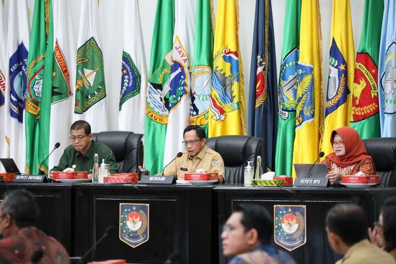 Kendalikan Inflasi, Mendagri Minta Daerah Pastikan Ketercukupan Pasokan Pangan