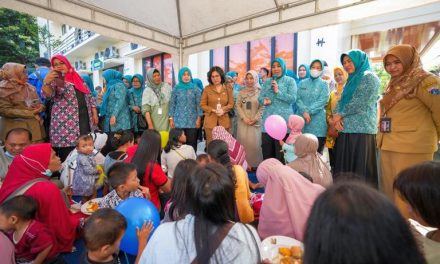 Peringati ke-51 HKG PKK, TP PKK Pusat Gelar Tes IVA hingga Beri Bantuan Korban Kebakaran Depo Plumpang