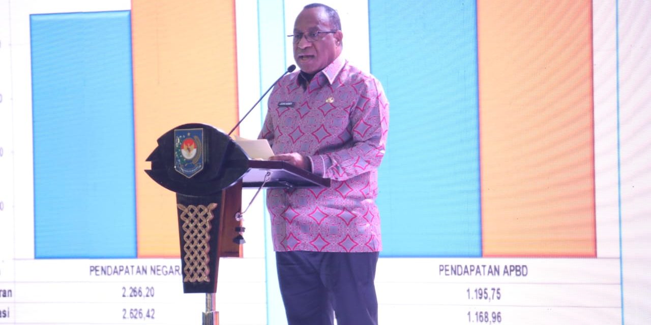 Tingkatkan Ekonomi Masyarakat, Wamendagri Tekankan Pentingnya Daerah Percepat Realisasi APBD