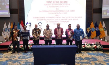 Wamendagri Imbau Hasil Musrenbang Provinsi Papua Fokus pada Pengembangan Wilayah Adat Tabi dan Saireri
