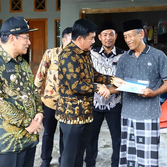 Sertipikasi Sawah, Menteri ATR/Kepala BPN Imbau Masyarakat untuk Tidak Mengalihfungsikan Lahan