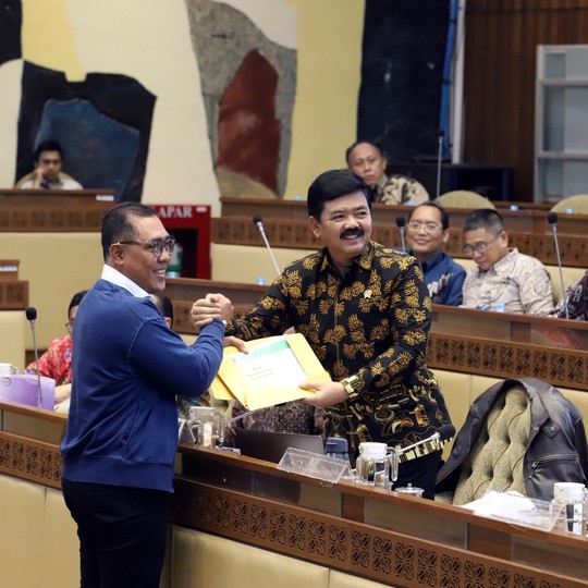 Raker Bersama Komisi II DPR RI, Menteri ATR/Kepala BPN Laporkan Kinerja dan Realisasi Anggaran