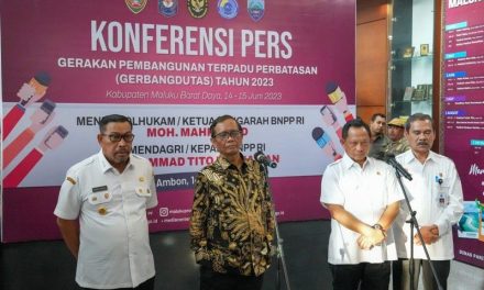 Menko Mahfud Tegaskan Pengembangan Jaringan Komunikasi di PPKT Terus Dilanjutkan