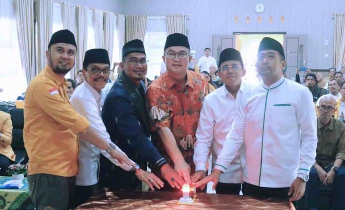 Program D1 Pembibitan, Pembesaran Sapi Oleh UNP, ICMI Dan BPTU-HPT Diapresiasi Bupati Safaruddin