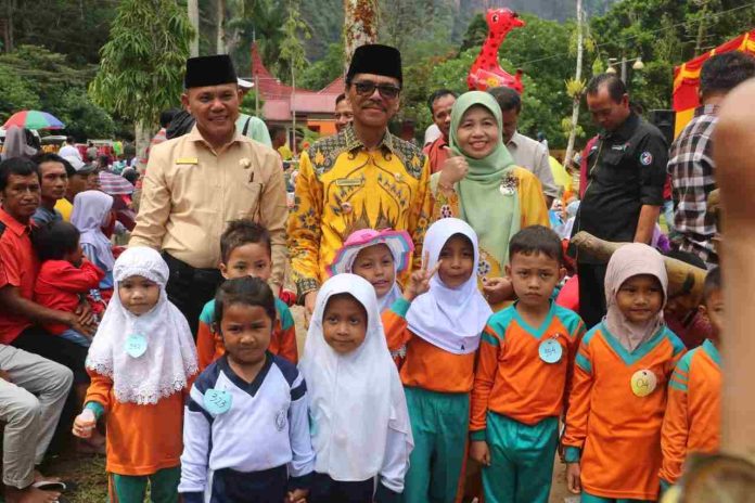 Safaruddin Buka Lomba Kreatifitas, Pentas Seni Anak Dan Guru TK