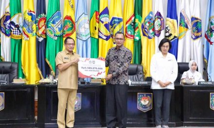 Kemendagri dan Kemenkeu Beri Penghargaan Insentif Fiskal kepada 33 Daerah yang Mampu Kendalikan Inflasi