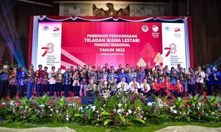 KLHK Beri 48 Penghargaan Wana Lestari Tahun 2023