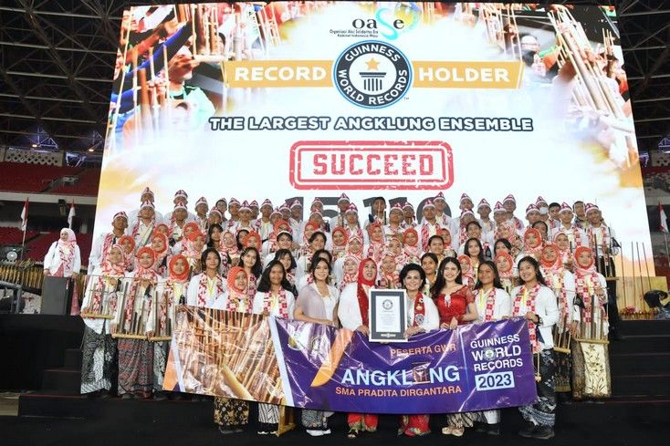 SMA Pradita Dirgantara Turut Pecahkan Rekor Dunia Angklung 2023