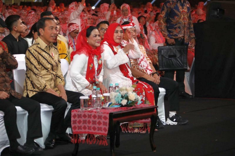 Momen Presiden Jokowi, Saksikan Pemecahan Rekor Pergelaran Angklung Terbesar di Dunia