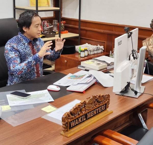 Webinar GTRA Diskusikan Langkah Konkret untuk Beri Kepastian Hukum bagi Masyarakat Hukum Adat