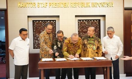 Lima Kementerian Teken MoU Optimalisasi PDN untuk OSS-RBA