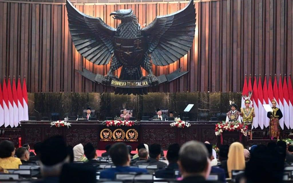 Presiden Jokowi: Manfaatkan Peluang Bonus Demografi dan Kepercayaan Internasional