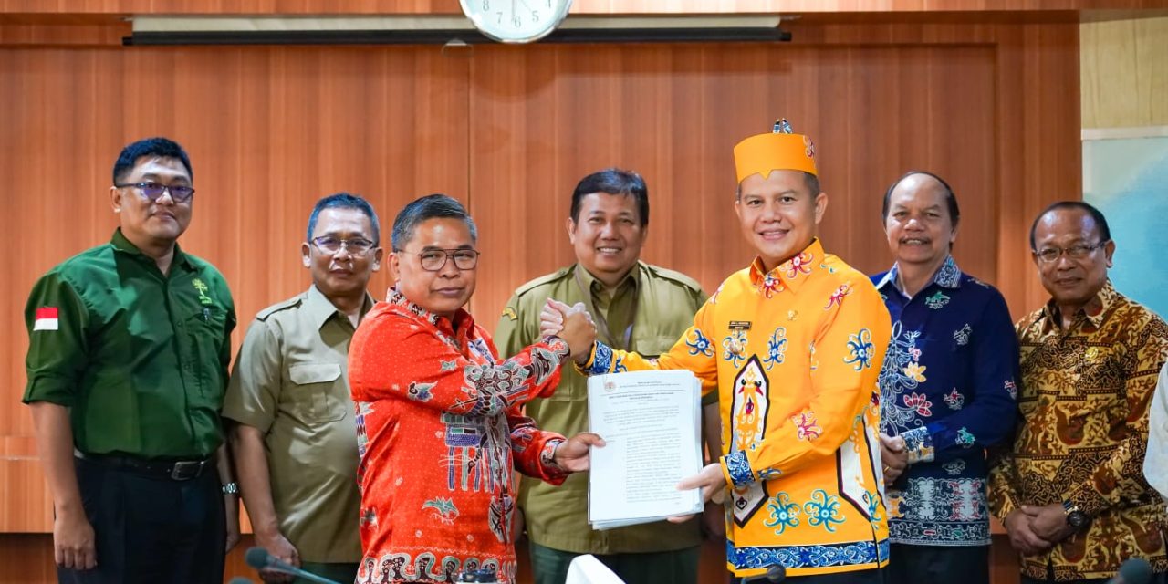 KLHK Tetapkan 15 Hutan Adat Di Kabupaten Gunung Mas Kalteng