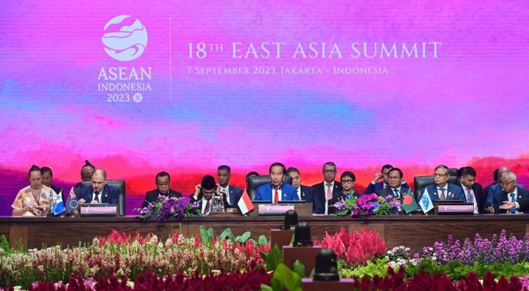 Pimpin KTT Ke-18 Asia Timur, Presiden Jokowi Tegaskan Tekad ASEAN Jadikan Kawasan Pusat Pertumbuhan