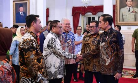 Presiden Tekankan Pentingnya Regulasi Transformasi Digital yang Lebih Holistis