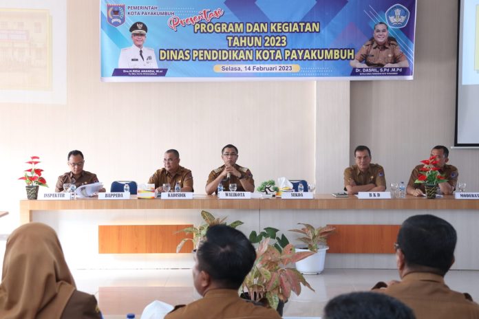 Wako Rida Ananda Rapat Dengan Insan Pendidikan, Ingatkan Serapan Anggaran