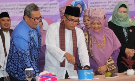Hadiri Seminar Nasional PAFI Kota Payakumbuh, Pj. Wako Rida Apresiasi Semangat Tenaga Kefarmasian