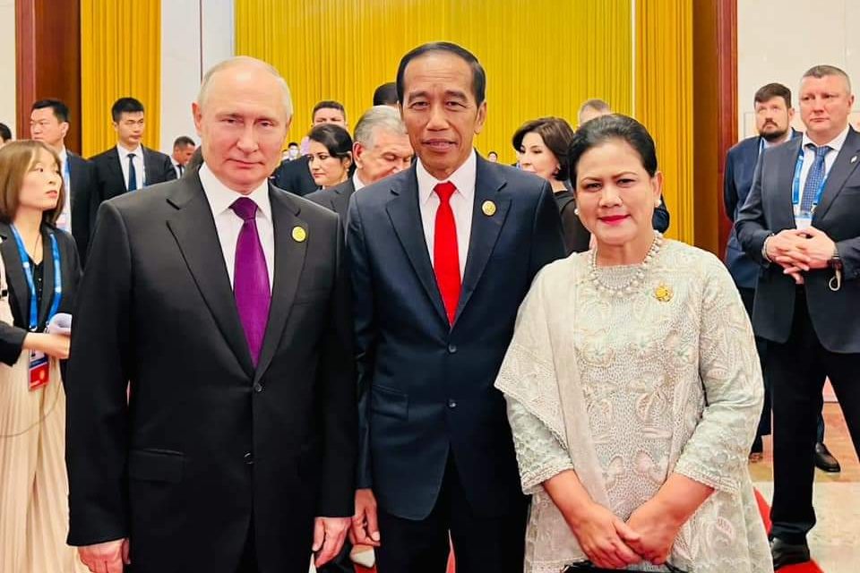 Presiden Jokowi Bertemu Presiden Putin di China