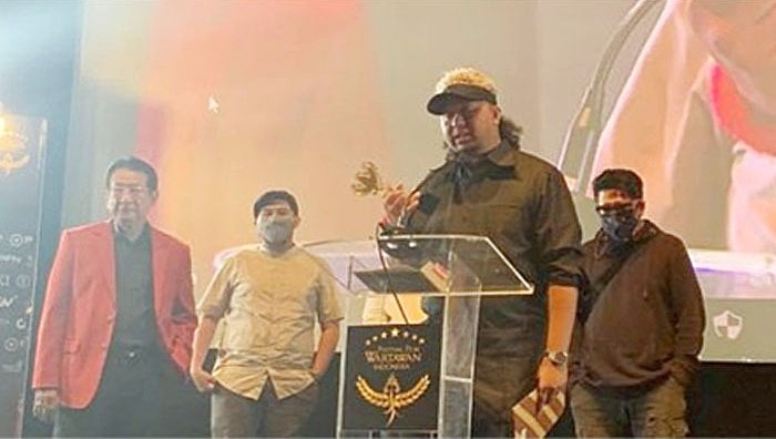 5 Film Laga Berebut Gunungan yang Pertama