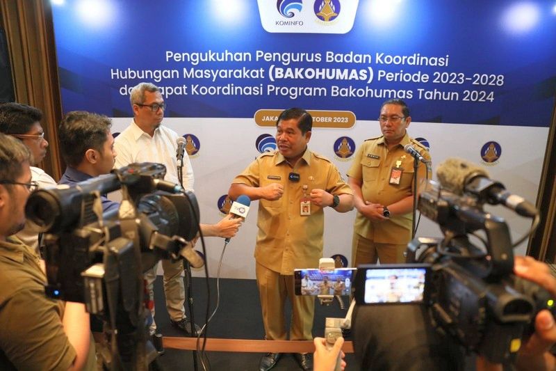 Paparkan Strategi Pengelolaan Informasi pada Bakohumas, Sekjen Kemendagri Ingatkan Ancaman Hoaks Jelang Pemilu
