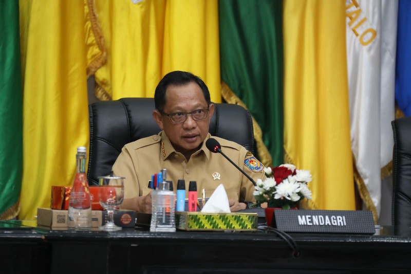 Kendalikan Inflasi, Mendagri Minta Daerah Awasi Harga Cabai Merah