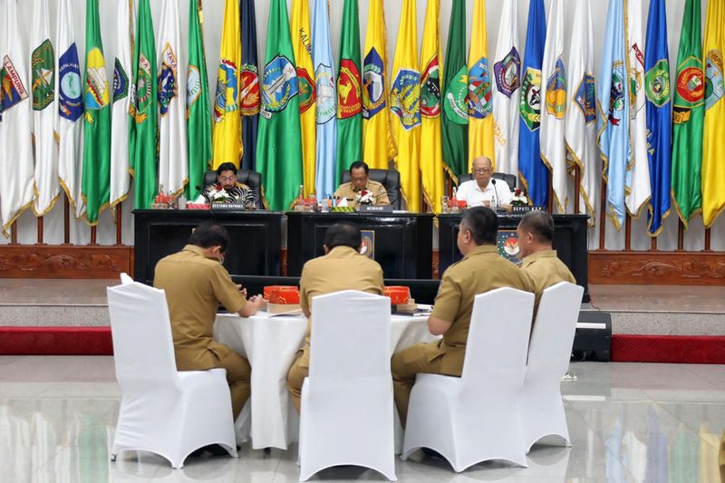 Inflasi November 2,86 Persen, Mendagri Imbau Daerah Tetap Waspada