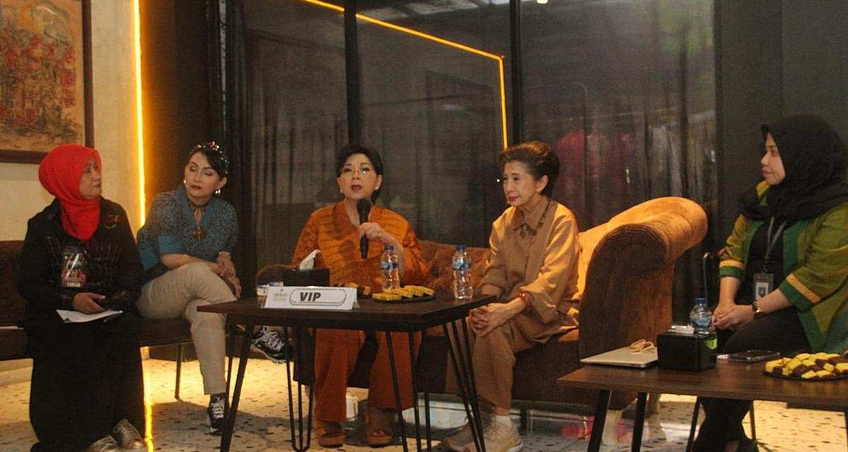 Forwan Adakan Ngobrol Asik Bareng Perempuan Hebat, Trio Legend : Eyang Titiek Puspa, Niniek L Karim dan Ratna Listy Beri Motivasi pada 200 Orang Peserta