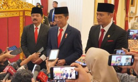 Presiden Joko Widodo Lantik Agus Harimurti Yudhoyono sebagai Menteri ATR/Kepala BPN