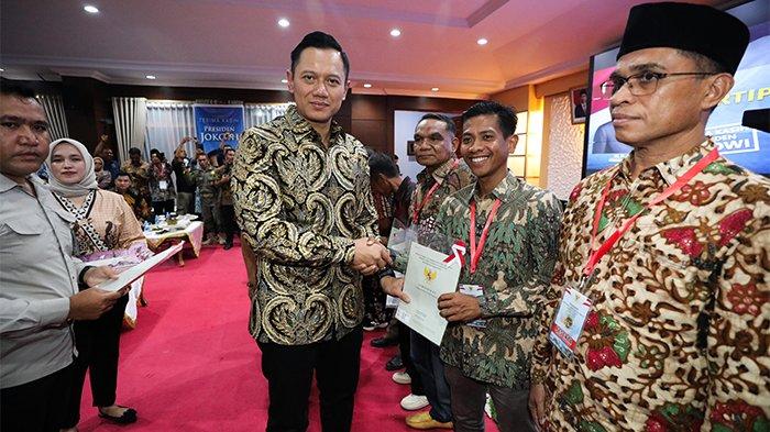 Serahkan 1.640 Sertipikat Tanah di Bumi Anoa, Menteri AHY: Tanah untuk Rakyat dan Tanah untuk Semua