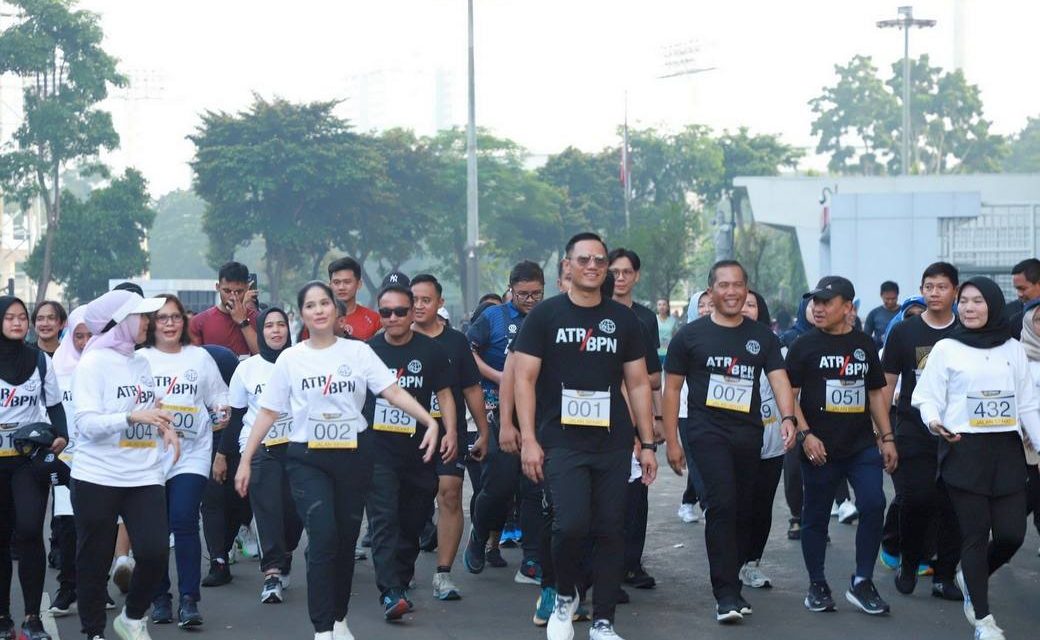 Olahraga Bersama Jajaran, Menteri AHY: Bangun Chemistry demi Tingkatkan Produktivitas