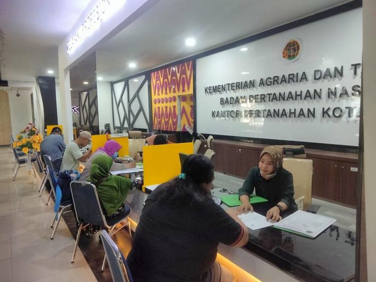 Warga Apresiasi Program PELATARAN, Menteri AHY: Kami Ingin Permudah Warga Dapatkan Kepastian Hukum
