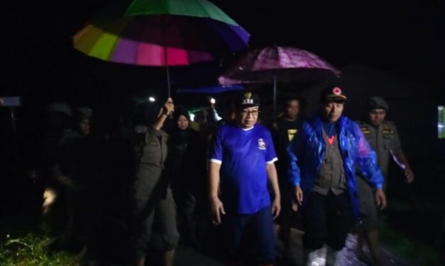 Pj Wali Kota Gerak Cepat Langsung Tinjau lokasi Longsor dan Banjir