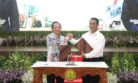 Wujudkan Swasembada Pangan, Kemendagri bersama Kementan Teken MoU Cetak Sawah Rakyat