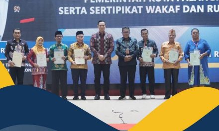 Serahkan Sertipikat Tanah Elektronik di Kalimantan Tengah, Menteri AHY: Bagian dari Transformasi Digital