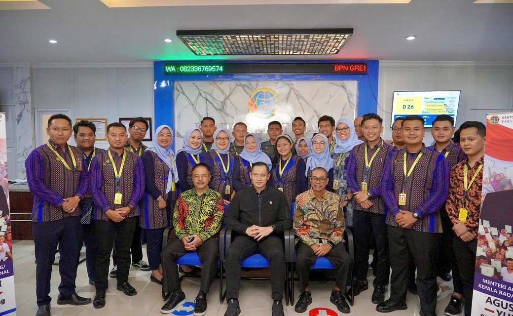 Kunjungi Kantah Kabupaten Gresik, Menteri AHY Memotivasi Jajaran Garda Terdepan Kementerian ATR/BPN