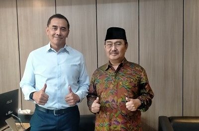 Polisi Garda Terdepan Kawal dan Amankan Kedaulatan Lingkungan Hidup</br>Prof. Dr. H. Jimly Asshiddiqie, S.H., M.H., Apresiasi Terbosan Kapolda Banten Irjen. Pol. Suyudi Ario Seto, S.IK., S.H., Program Menanam Pohon Kebangsaan