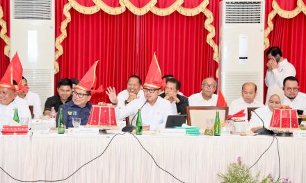 Wamendagri Bima Arya Dukung Peran Aktif Penyuluh Pertanian dalam Program Irigasi