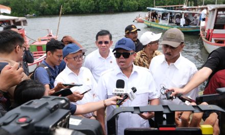 Tinjau Lokasi Terindikasi Manipulasi Data di Kawasan Pagar Laut Bekasi, Menteri Nusron Akan Tindak Tegas Pelaku