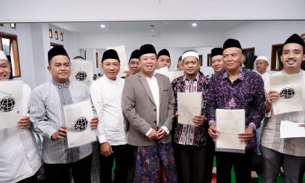 Terima Sertipikat Wakaf Berbentuk Elektronik, Warga Kudus Yakini Bisa Lindungi dari Potensi Konflik Pertanahan