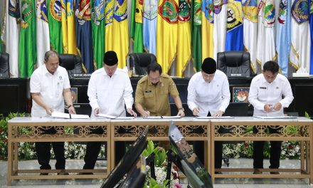 Perkuat Sinergi Penyelesaian RTRW-RDTR, Kemendagri Tanda Tangani MoU dengan Lintas K/L