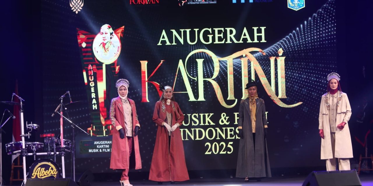 Nina Nugroho Hadirkan Koleksi Women in Power di AKMFI 2025