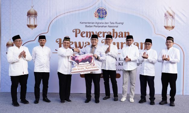 Iduladha 1446 H, Wamen Ossy Dermawan Ajak ASN ATR/BPN Jadikan Kurban Sebagai Refleksi Pengabdian Birokrasi