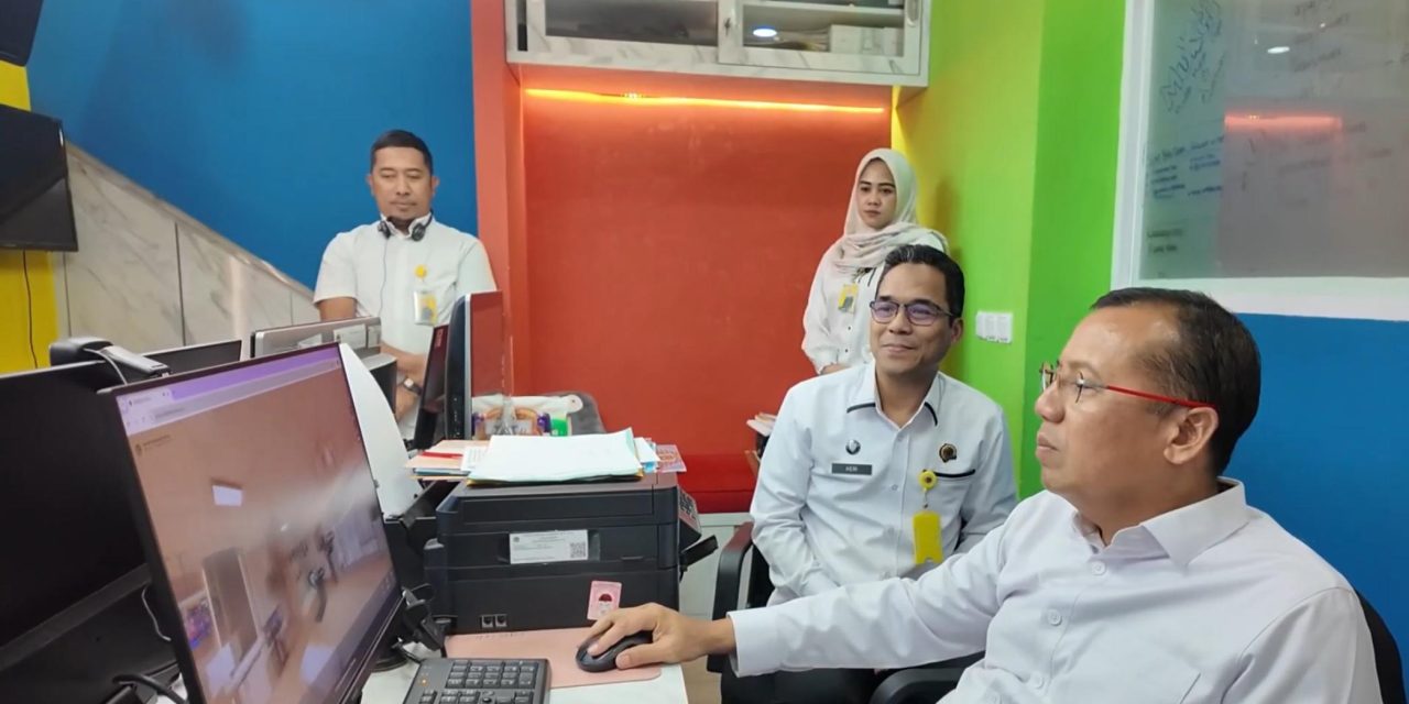 Staf Ahli Bidang Teknologi Informasi Tinjau Kantah Virtual Kota Tangerang: Benar-benar Digital Twin