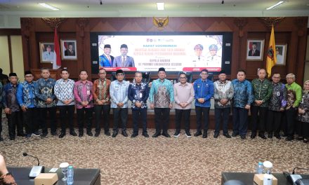 Menteri Nusron Ajak Pemerintah Daerah Se-Kalimantan Selatan Kawal Empat Program Strategis Kementerian ATR/BPN