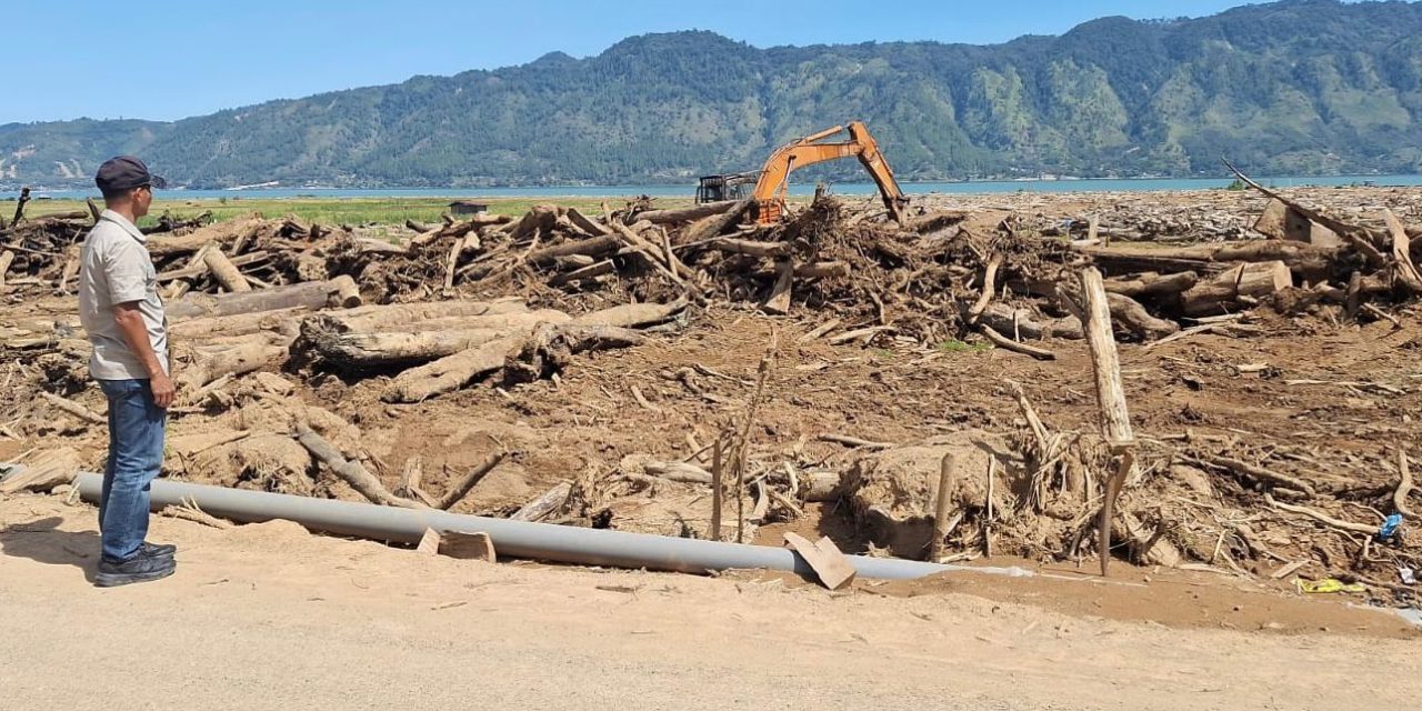 Mengubah Musibah Menjadi Manfaat: Sinergi Pemulihan Lahan Pertanian di Kampung Toweren